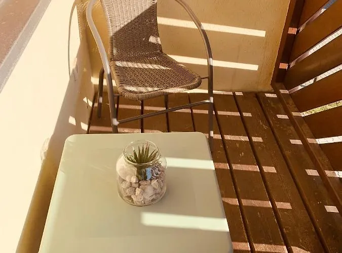Felix Living 4, Moderne 2-zimmer In Stadtrandlage, Balkon & Parkplatz * Salzweg