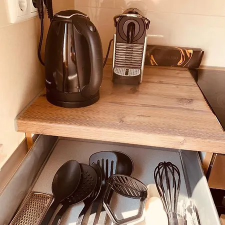 Apartment Felix Living 4, Moderne 2-zimmer In Stadtrandlage, Balkon&parkplatz *