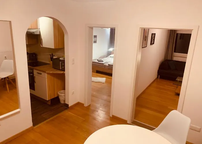 شقة Felix Living 4, Moderne 2-zimmer In Stadtrandlage, Balkon & Parkplatz Salzweg